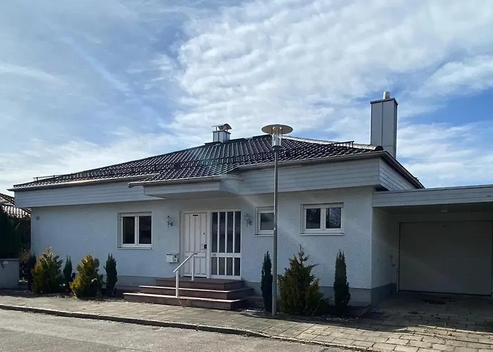 Spacious 3-br For 6 - Enjoy Christmas Time In Munich *
