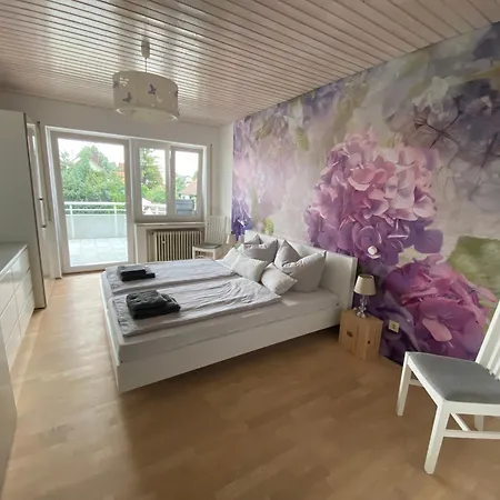 Large For 6, 3 Bedrooms, Next To Munich & Airport
