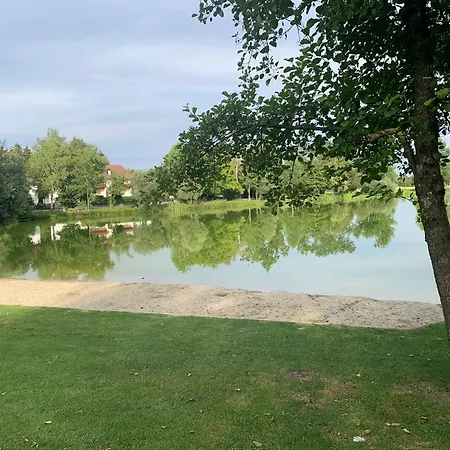 Large For 6, 3 Bedrooms, Next To Munich & Airport Apartment *