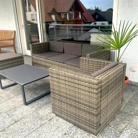 Large For 6, 3 Bedrooms, Next To Munich & Airport Apartment