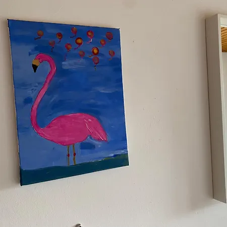 Large For 6, 3 Bedrooms, Next To Munich & Airport *